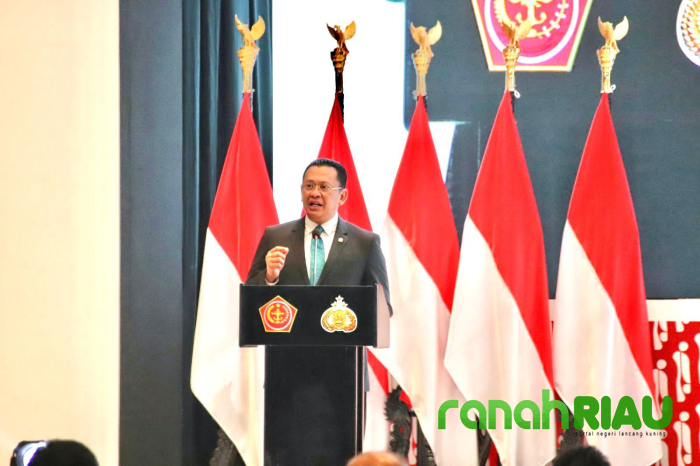 Pembekalan Umum Rapim TNI-Polri, Bamsoet ingatkan Kesiapan TNI-Polri hadapi tantangan Dunia Digital